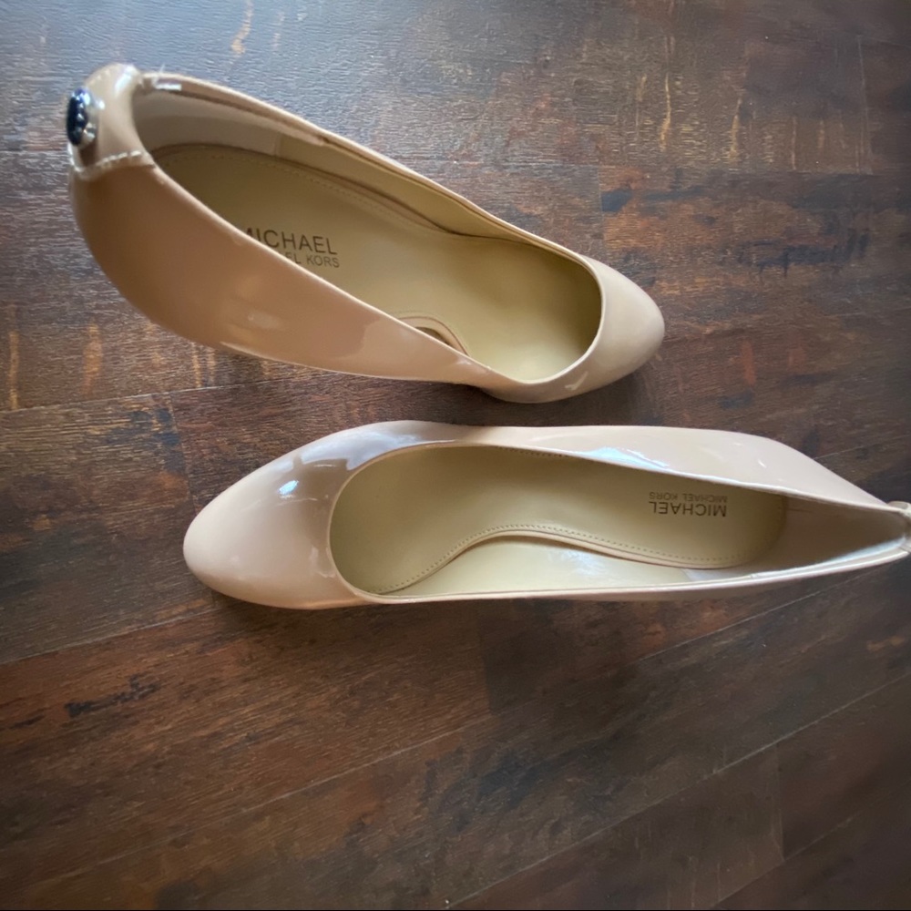 Michael Michael Kors patent pumps - Picture 8 of 8